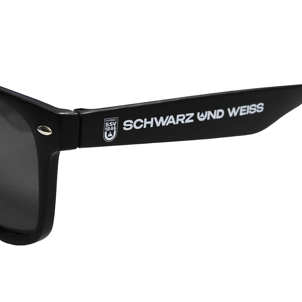 Sonnenbrille schwarz und weiss ein Leben lang